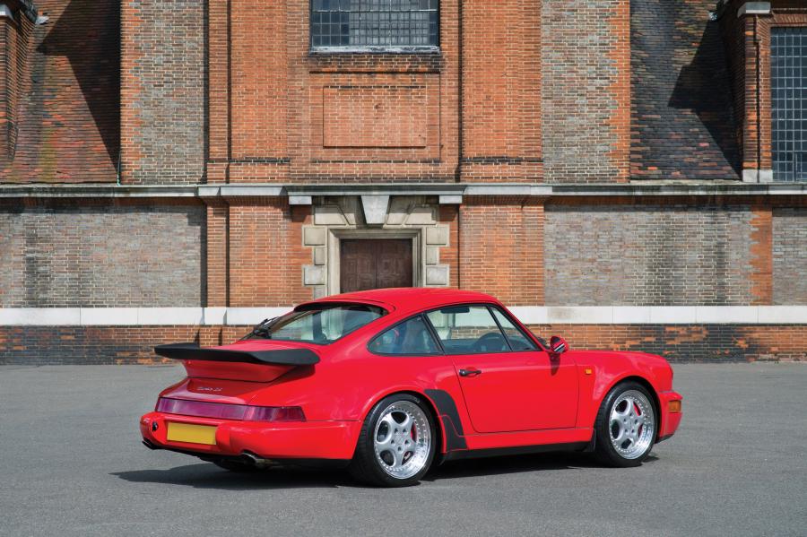 Porsche 911 Turbo 3.6 Coupe 1992 года  (UK) (фото 39 из 40)